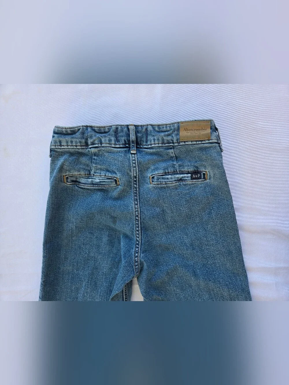 abercrombie kids Light Wash Straight-Leg Girls' Jeans
